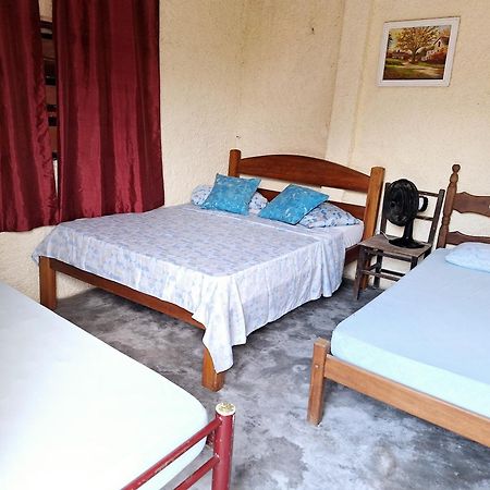 Hostel Canto Da Praia Sao Sebastiao - Proximo Ao Enrocamento Caraguatatuba Εξωτερικό φωτογραφία